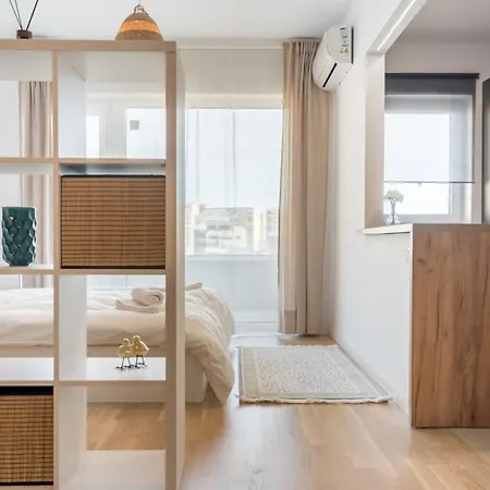 Zen 3 & 4 - Elegant In Prime Location *