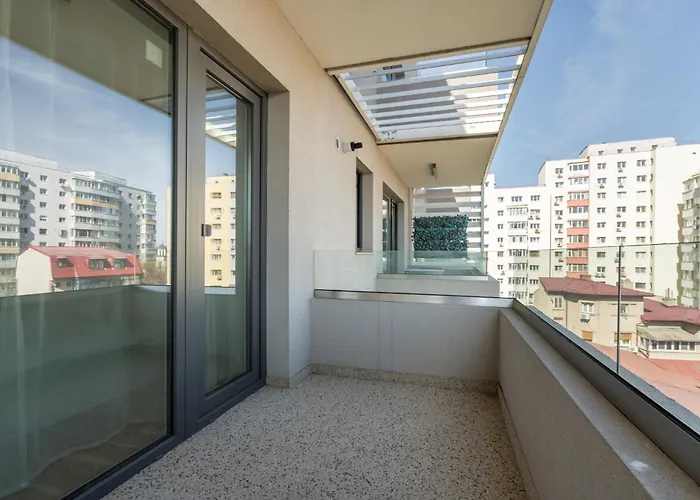 Zen 3 & 4 - Elegant In Prime Location *