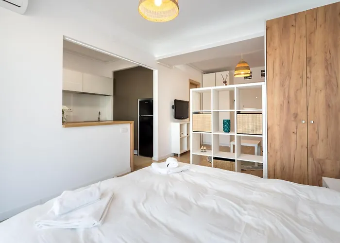 Zen 3 & 4 - Elegant In Prime Location Apartment Bucharest